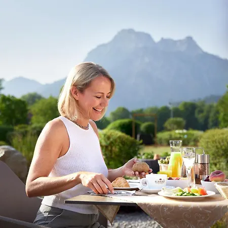 Sommer - Urlaubs- Und Wellnesshotel 4* Füssen