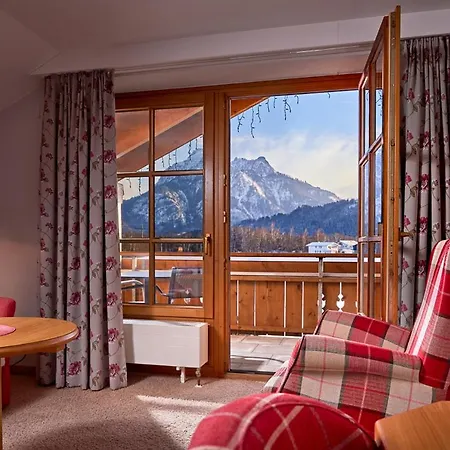 Sommer - Urlaubs- Und Wellnesshotel Hotel Füssen