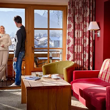 Sommer - Urlaubs- Und Wellnesshotel Füssen